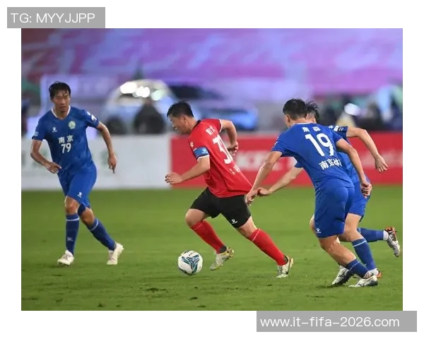 学校足球队组建计划:培养学生团队精神与竞技能力的全新尝试 学校足球队组建计划:培养学生团队精神与竞技能力的全新尝试